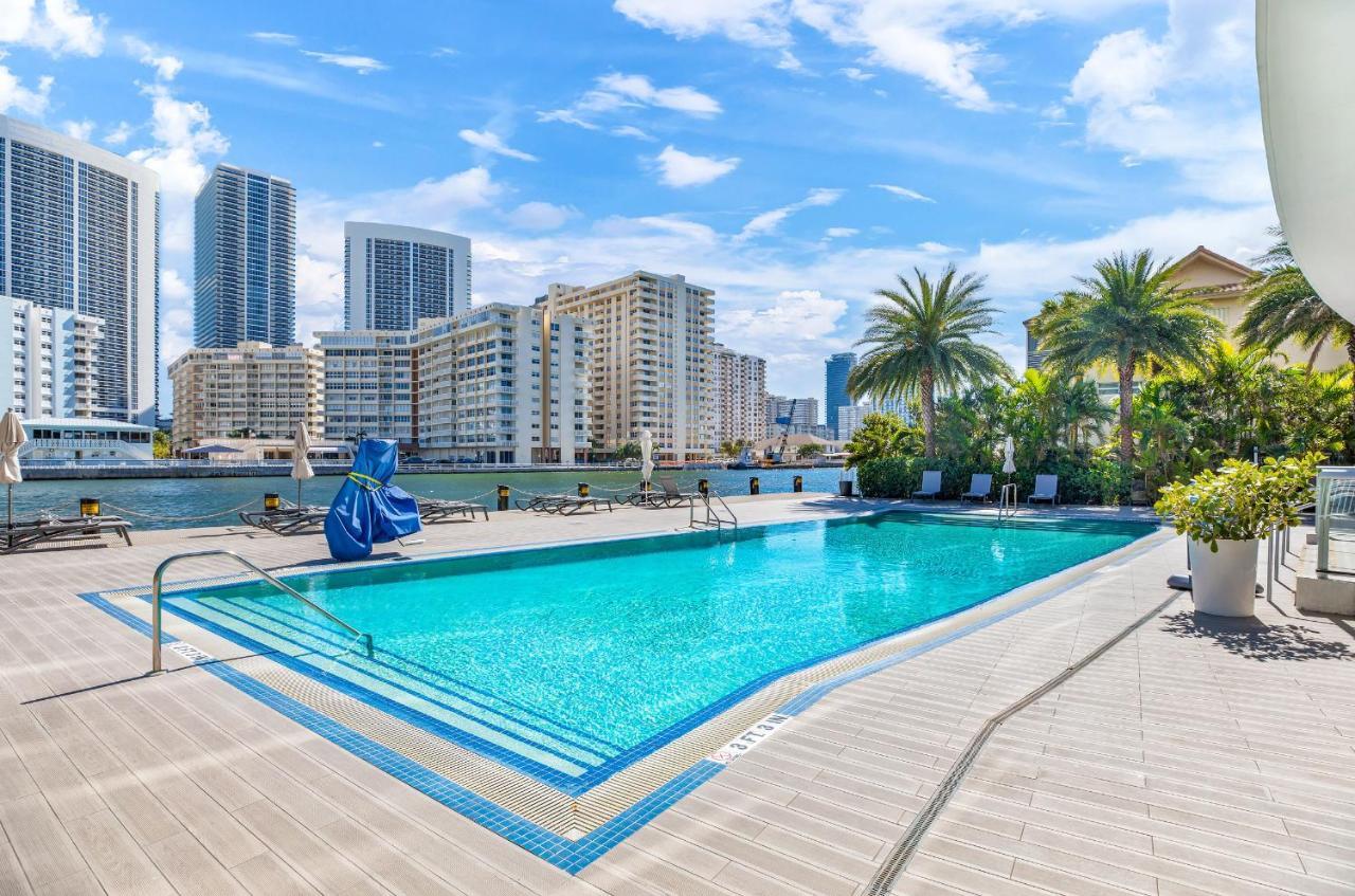 Resort-Style Living With Direct Ocean Views - 3Br Beauty Hallandale Beach Exterior foto