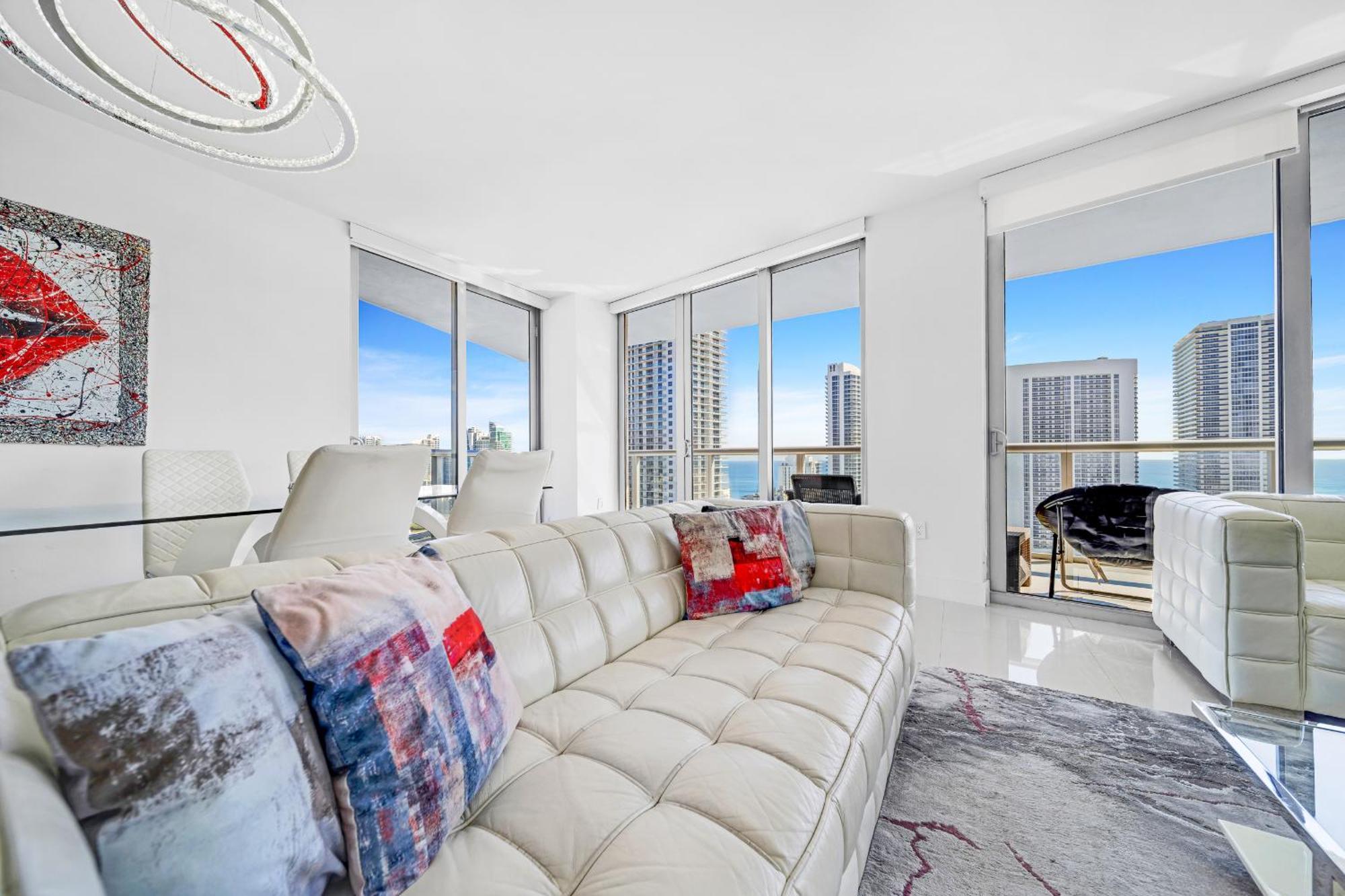 Resort-Style Living With Direct Ocean Views - 3Br Beauty Hallandale Beach Exterior foto