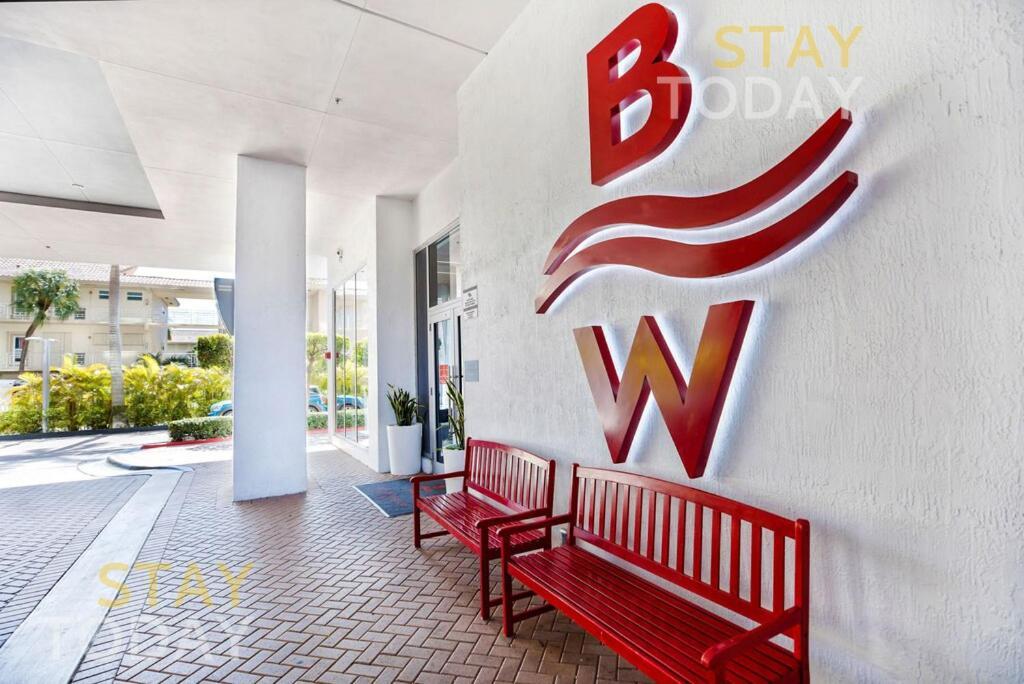 Resort-Style Living With Direct Ocean Views - 3Br Beauty Hallandale Beach Exterior foto